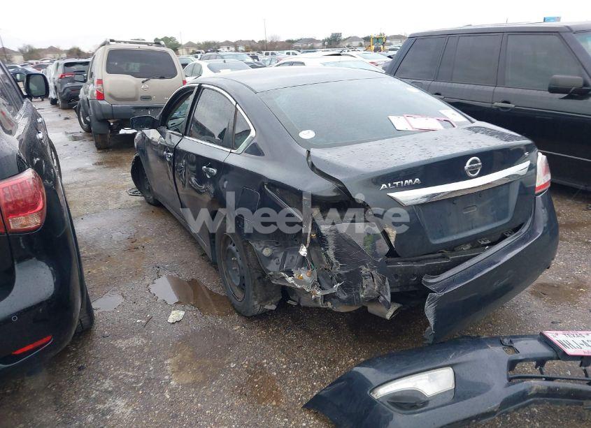 Photo 3 of 2015 Nissan Altima 2.5 S (VIN 1N4AL3AP7FC571278)