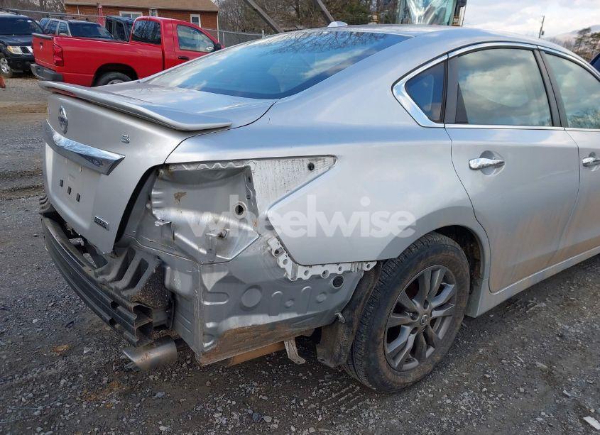 Photo 13 of 2015 Nissan Altima 2.5 S (VIN 1N4AL3AP7FC585634)