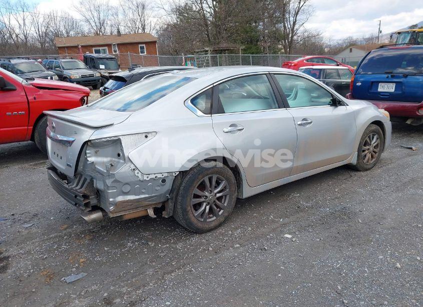 Photo 4 of 2015 Nissan Altima 2.5 S (VIN 1N4AL3AP7FC585634)