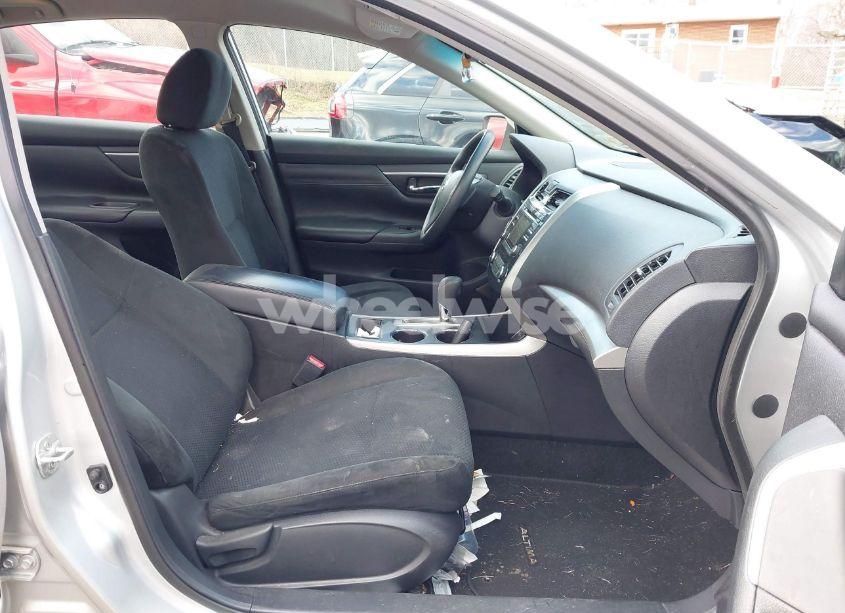 Photo 5 of 2015 Nissan Altima 2.5 S (VIN 1N4AL3AP7FC585634)
