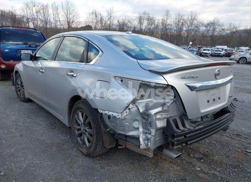 Photo 6 of 2015 Nissan Altima 2.5 S (VIN 1N4AL3AP7FC585634)