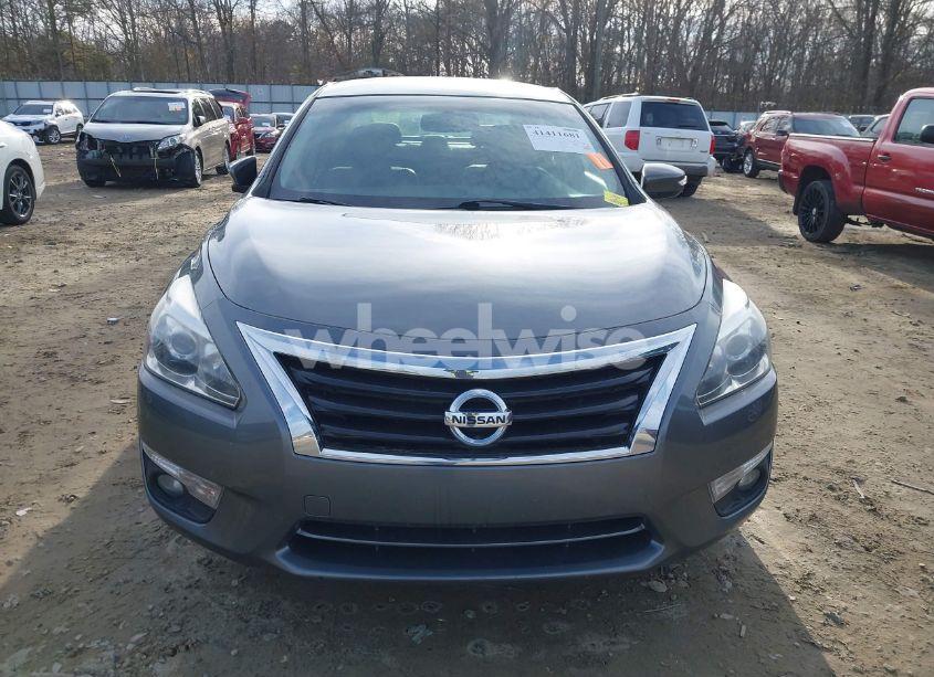 Photo 13 of 2015 Nissan Altima 2.5/2.5 S/2.5 SL/2.5 SV (VIN 1N4AL3AP7FC586945)