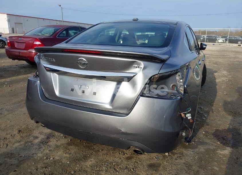 Photo 6 of 2015 Nissan Altima 2.5/2.5 S/2.5 SL/2.5 SV (VIN 1N4AL3AP7FC586945)