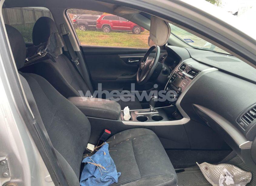 Photo 5 of 2015 Nissan Altima 2.5/S/SV/SL (VIN 1N4AL3AP7FN348629)