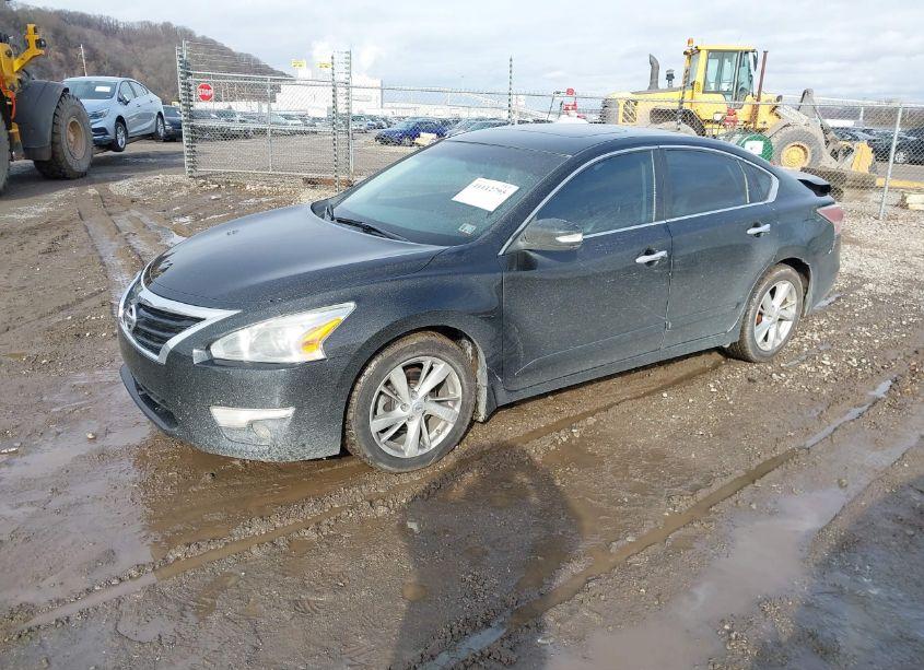 Photo 2 of 2015 Nissan Altima 2.5 SL (VIN 1N4AL3AP7FN348839)