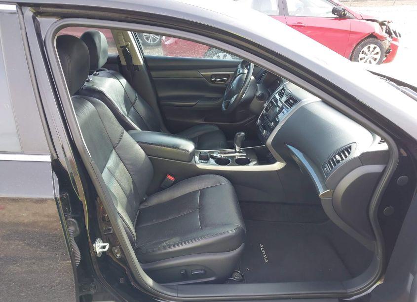 Photo 5 of 2015 Nissan Altima 2.5 SL (VIN 1N4AL3AP7FN348839)