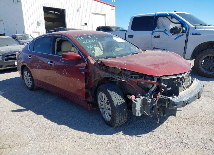 2015 Nissan Altima 2.5 S (VIN 1N4AL3AP7FN350901) main photo