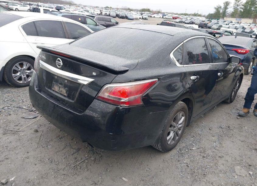 Photo 4 of 2015 Nissan Altima 2.5 S (VIN 1N4AL3AP7FN356407)