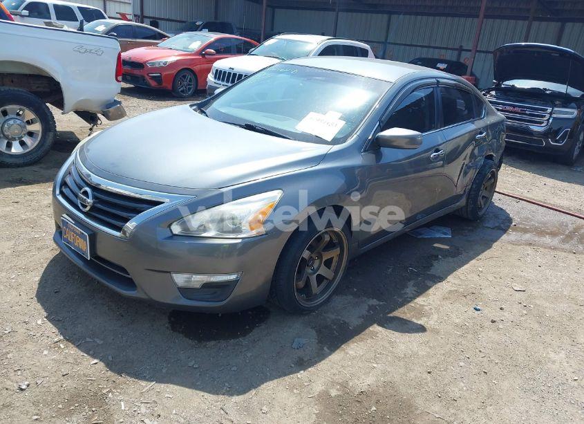 Photo 2 of 2015 Nissan Altima 2.5/2.5 S/2.5 SL/2.5 SV (VIN 1N4AL3AP7FN359744)