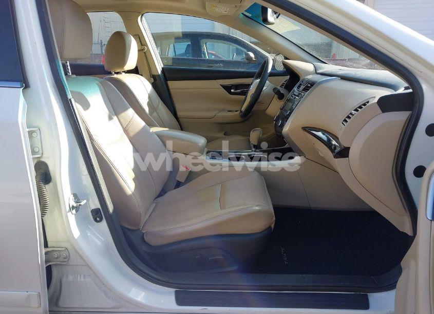 Photo 5 of 2015 Nissan Altima 2.5 SL (VIN 1N4AL3AP7FN363485)