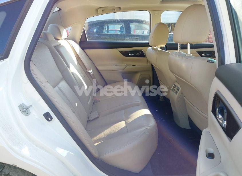 Photo 8 of 2015 Nissan Altima 2.5 SL (VIN 1N4AL3AP7FN363485)