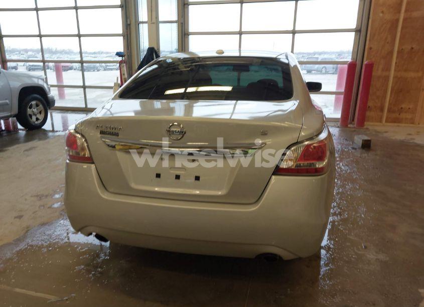 Photo 16 of 2015 Nissan Altima 2.5 S (VIN 1N4AL3AP7FN377810)