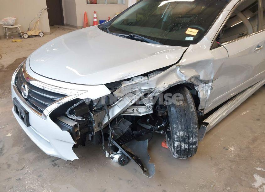 Photo 6 of 2015 Nissan Altima 2.5 S (VIN 1N4AL3AP7FN377810)