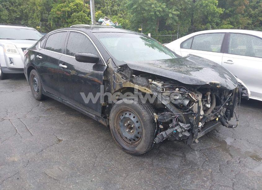 2015 Nissan Altima 2.5/2.5 S/2.5 SL/2.5 SV (VIN 1N4AL3AP7FN379301) main photo