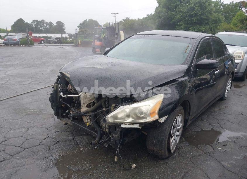 Photo 2 of 2015 Nissan Altima 2.5/2.5 S/2.5 SL/2.5 SV (VIN 1N4AL3AP7FN379301)