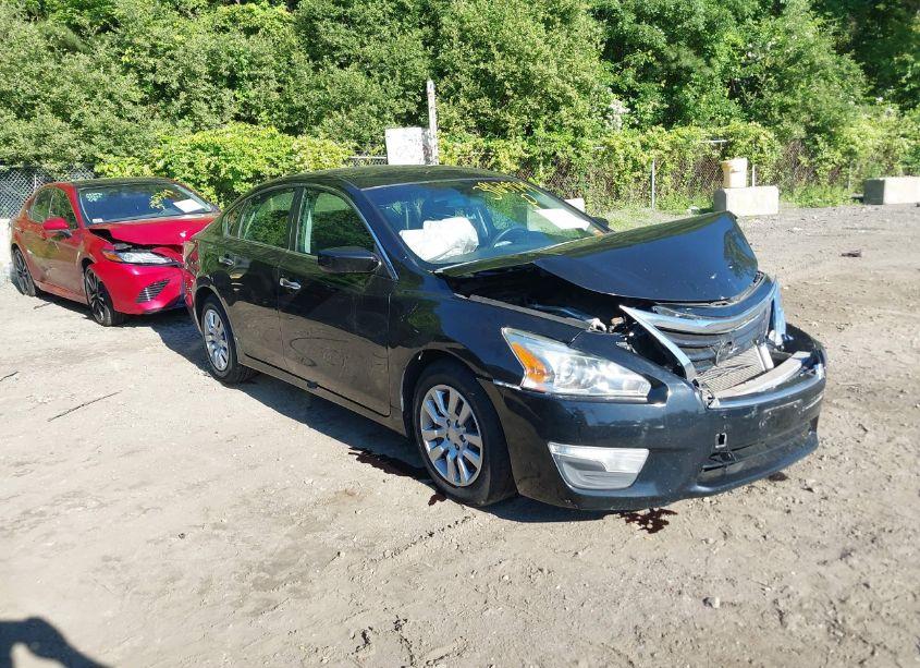 2015 Nissan Altima 2.5 S (VIN 1N4AL3AP7FN384823) main photo
