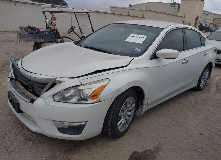 Photo 2 of 2015 Nissan Altima 2.5 S (VIN 1N4AL3AP7FN388967)