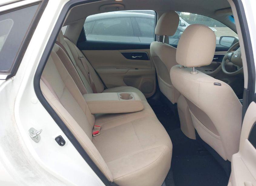 Photo 8 of 2015 Nissan Altima 2.5 S (VIN 1N4AL3AP7FN388967)