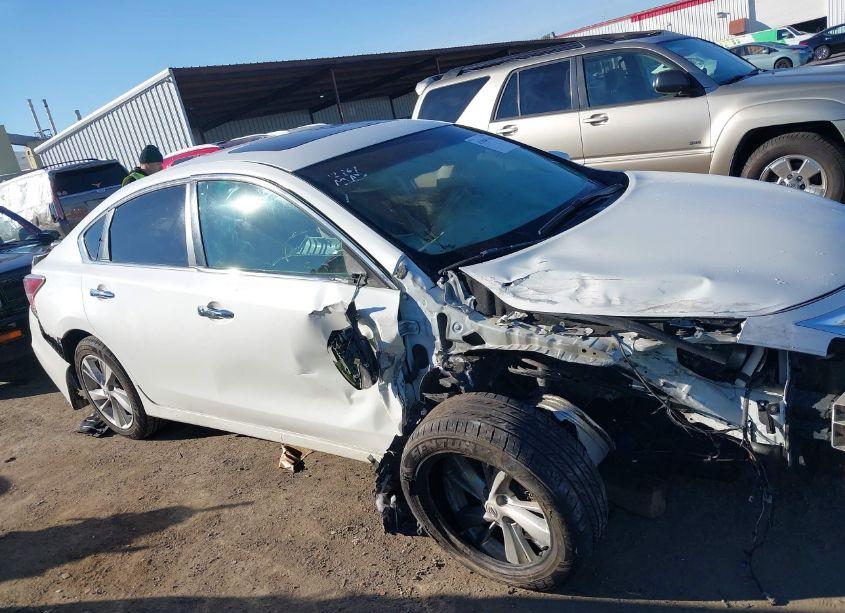 Photo 13 of 2015 Nissan Altima 2.5 SL (VIN 1N4AL3AP7FN393439)
