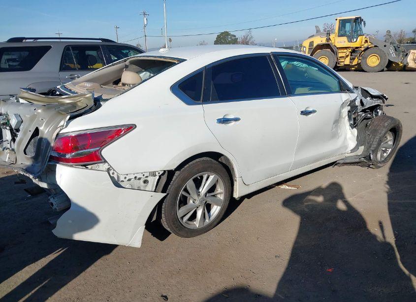Photo 4 of 2015 Nissan Altima 2.5 SL (VIN 1N4AL3AP7FN393439)