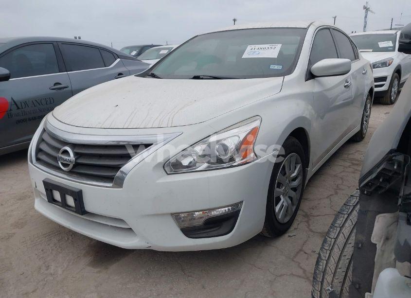 Photo 2 of 2015 Nissan Altima 2.5 S (VIN 1N4AL3AP7FN403936)