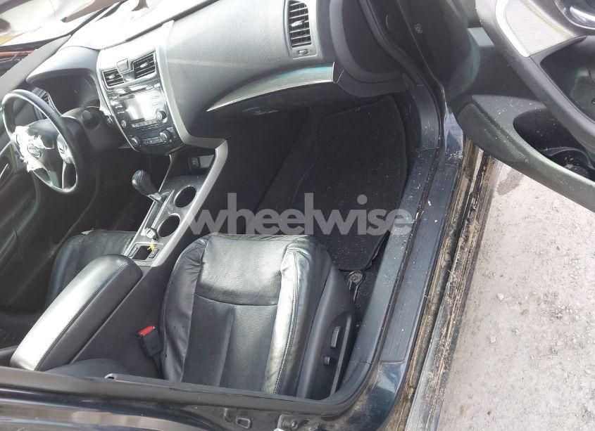 Photo 5 of 2015 Nissan Altima 2.5 SL (VIN 1N4AL3AP7FN408506)