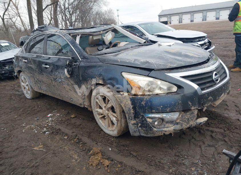 2015 Nissan Altima 2.5 SL (VIN 1N4AL3AP7FN860164) main photo