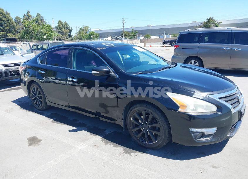 2015 Nissan Altima 2.5 SL (VIN 1N4AL3AP7FN861380) main photo