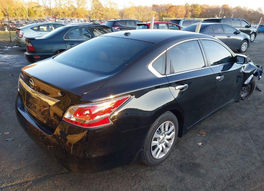 Photo 4 of 2015 Nissan Altima 2.5 S (VIN 1N4AL3AP7FN871956)