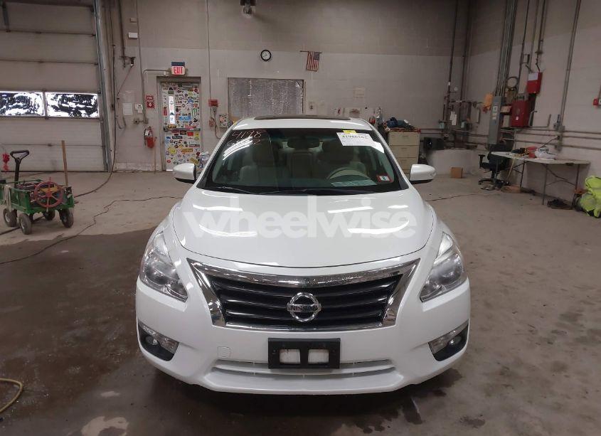 Photo 12 of 2015 Nissan Altima 2.5 SL (VIN 1N4AL3AP7FN874257)