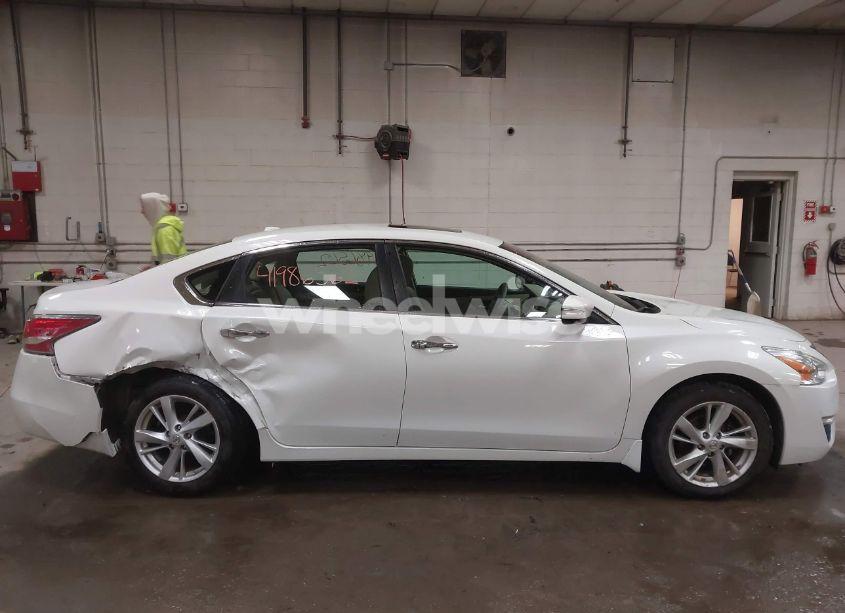 Photo 13 of 2015 Nissan Altima 2.5 SL (VIN 1N4AL3AP7FN874257)