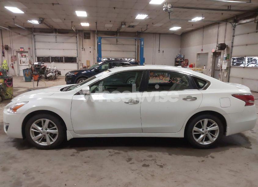 Photo 14 of 2015 Nissan Altima 2.5 SL (VIN 1N4AL3AP7FN874257)