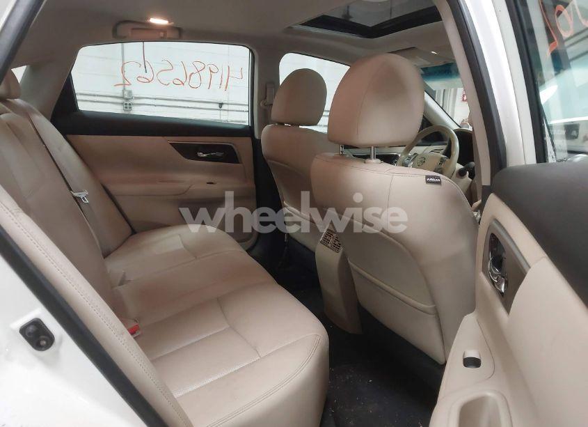 Photo 8 of 2015 Nissan Altima 2.5 SL (VIN 1N4AL3AP7FN874257)