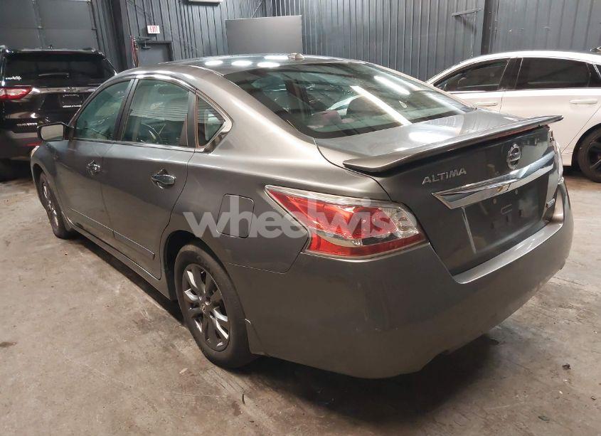 Photo 3 of 2015 Nissan Altima 2.5 S (VIN 1N4AL3AP7FN893956)