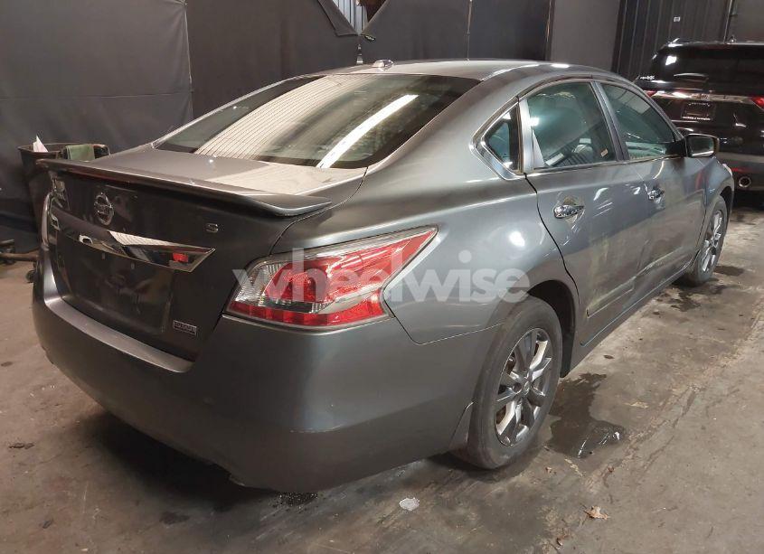 Photo 4 of 2015 Nissan Altima 2.5 S (VIN 1N4AL3AP7FN893956)