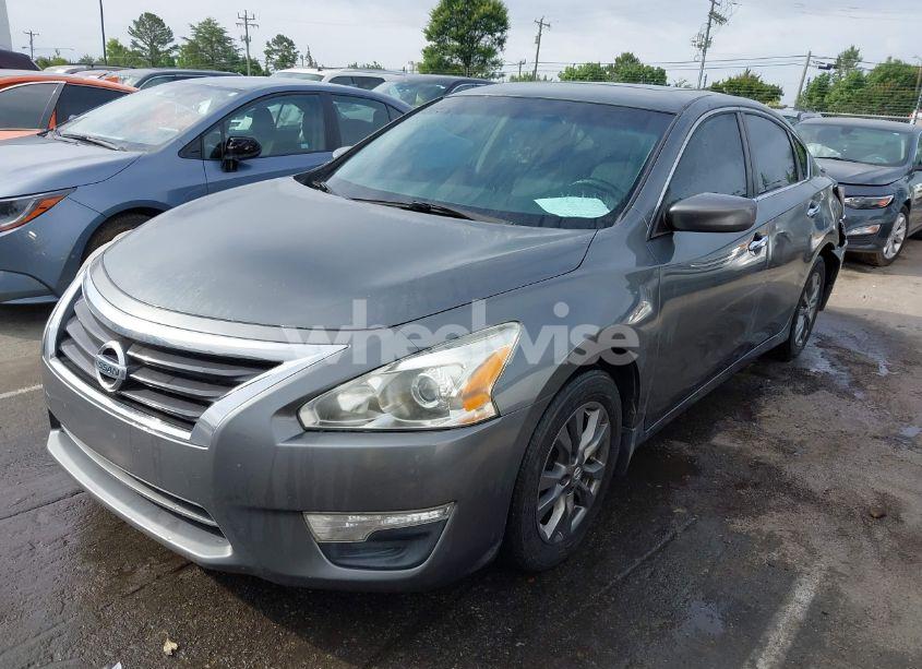 Photo 2 of 2015 Nissan Altima 2.5 S (VIN 1N4AL3AP7FN908374)