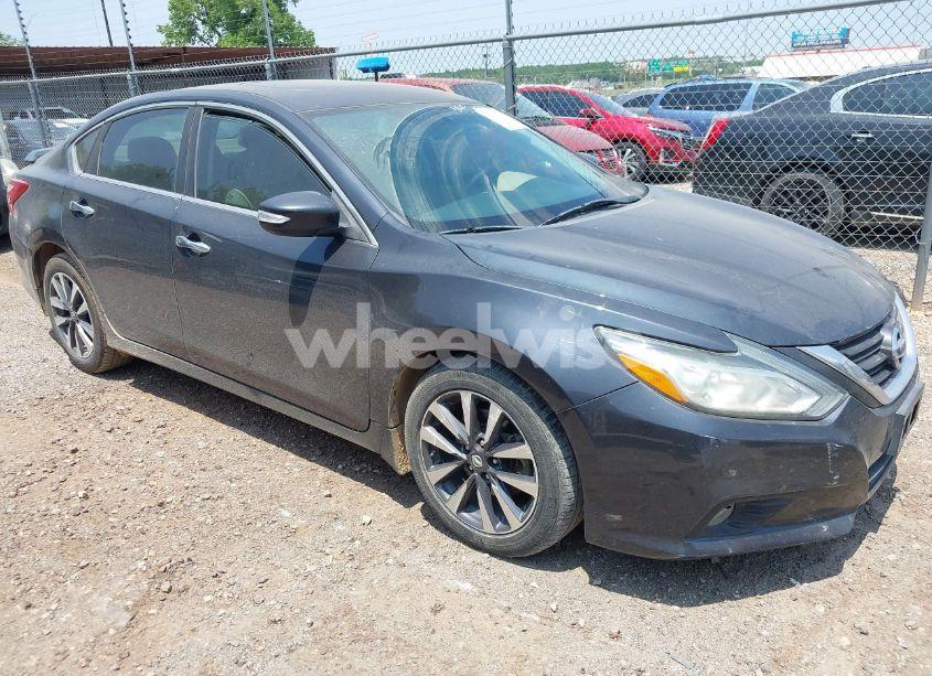 2016 Nissan Altima 2.5 SL (VIN 1N4AL3AP7GC110762) main photo