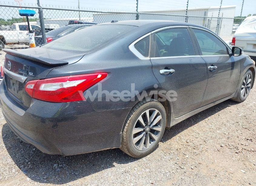Photo 4 of 2016 Nissan Altima 2.5 SL (VIN 1N4AL3AP7GC110762)