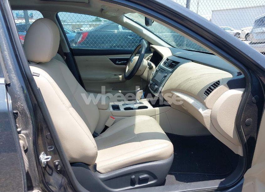 Photo 5 of 2016 Nissan Altima 2.5 SL (VIN 1N4AL3AP7GC110762)