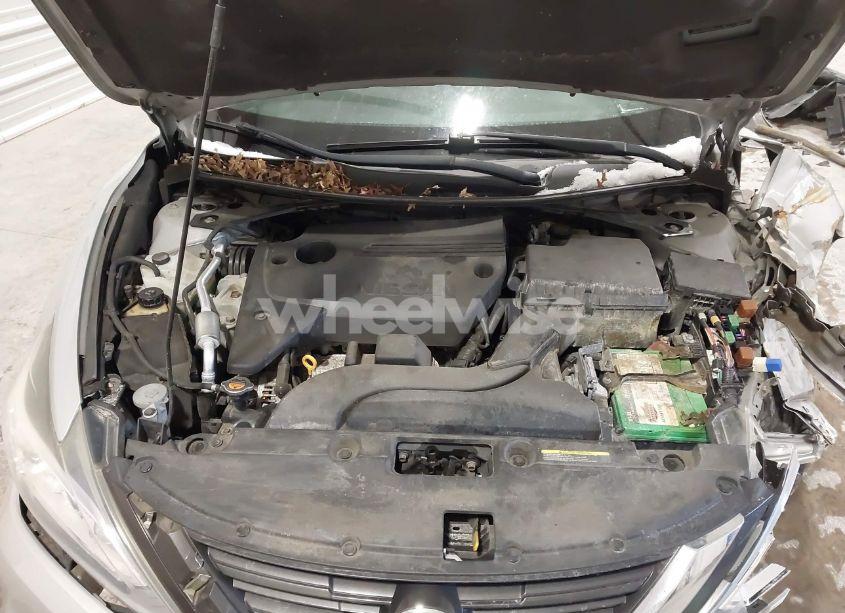 Photo 10 of 2016 Nissan Altima 2.5 S (VIN 1N4AL3AP7GC117372)