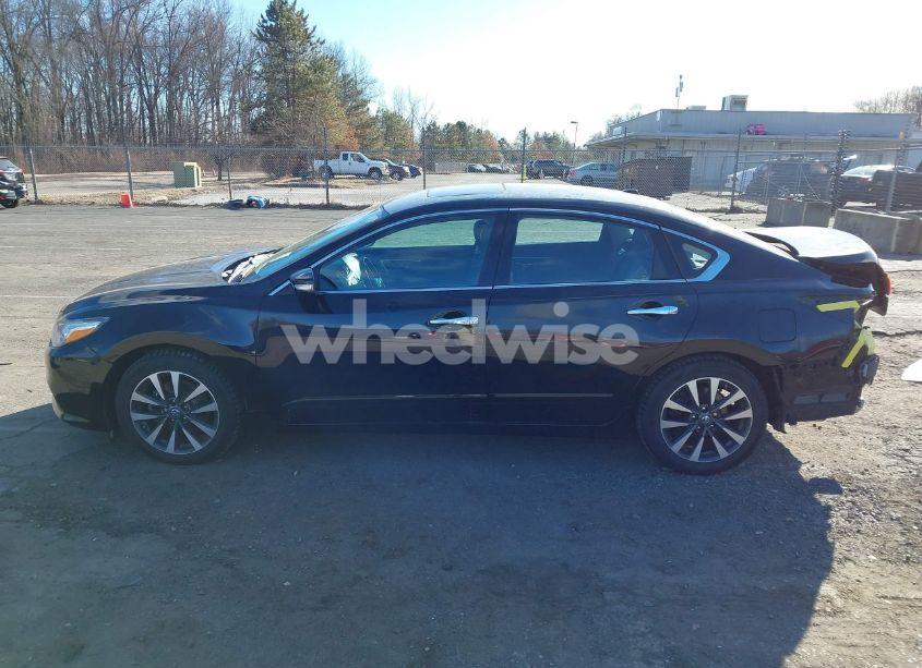 Photo 15 of 2016 Nissan Altima 2.5 SL (VIN 1N4AL3AP7GC118411)