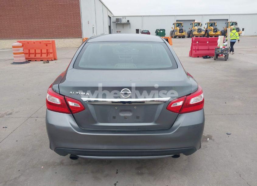 Photo 17 of 2016 Nissan Altima 2.5/2.5 S/2.5 SL/2.5 SR/2.5 SV (VIN 1N4AL3AP7GC133779)