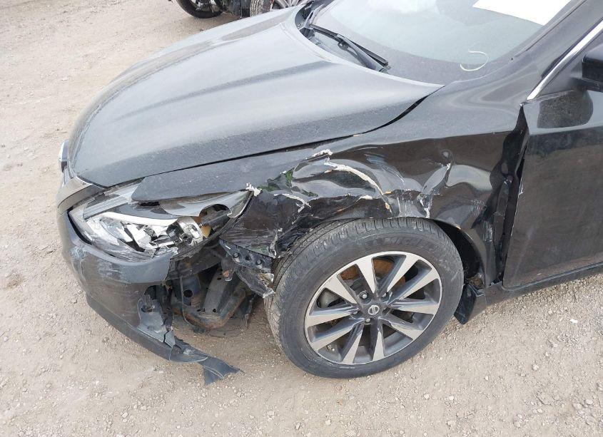 Photo 6 of 2016 Nissan Altima 2.5 SL (VIN 1N4AL3AP7GC136360)