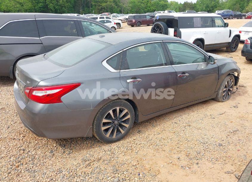 Photo 4 of 2016 Nissan Altima 2.5 SV (VIN 1N4AL3AP7GC136519)