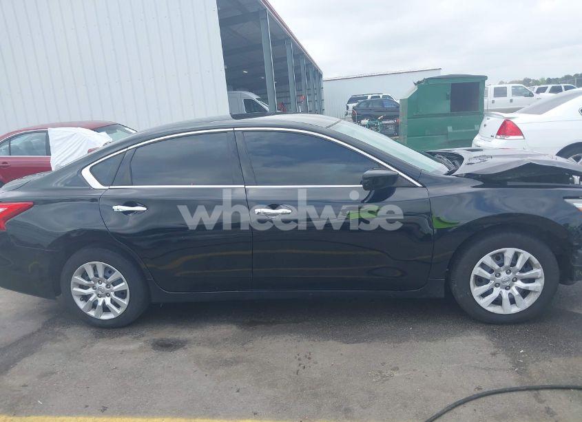 Photo 14 of 2016 Nissan Altima 2.5/2.5 S/2.5 SL/2.5 SR/2.5 SV (VIN 1N4AL3AP7GC150047)