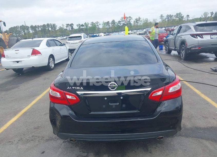 Photo 17 of 2016 Nissan Altima 2.5/2.5 S/2.5 SL/2.5 SR/2.5 SV (VIN 1N4AL3AP7GC150047)