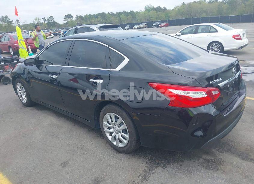 Photo 3 of 2016 Nissan Altima 2.5/2.5 S/2.5 SL/2.5 SR/2.5 SV (VIN 1N4AL3AP7GC150047)