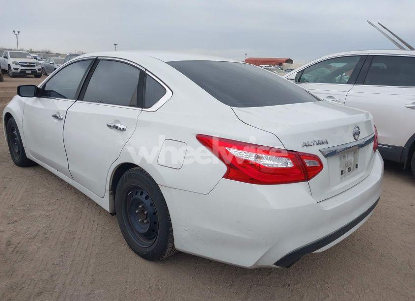 Photo 3 of 2016 Nissan Altima 2.5/2.5 S/2.5 SL/2.5 SR/2.5 SV (VIN 1N4AL3AP7GC176776)