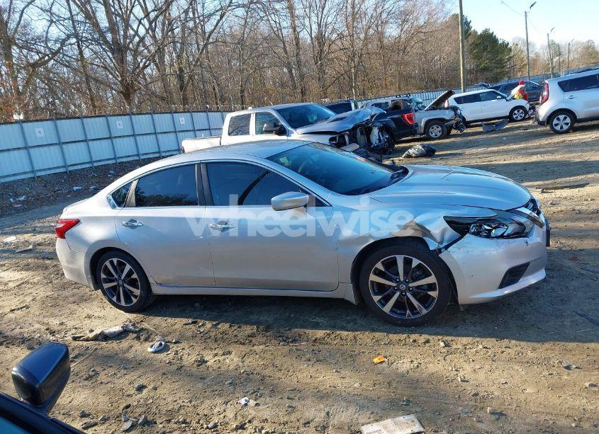 Photo 13 of 2016 Nissan Altima 2.5 SR (VIN 1N4AL3AP7GC177409)