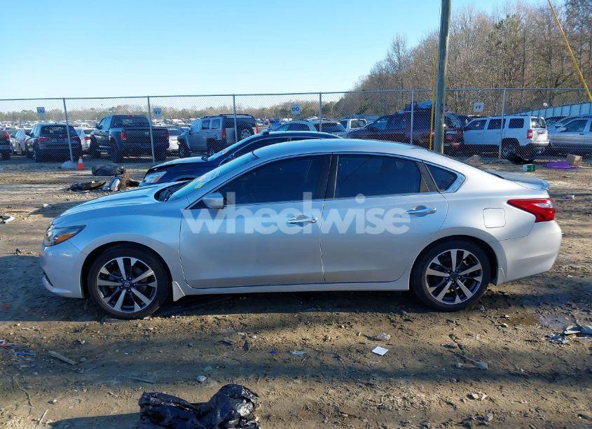 Photo 14 of 2016 Nissan Altima 2.5 SR (VIN 1N4AL3AP7GC177409)